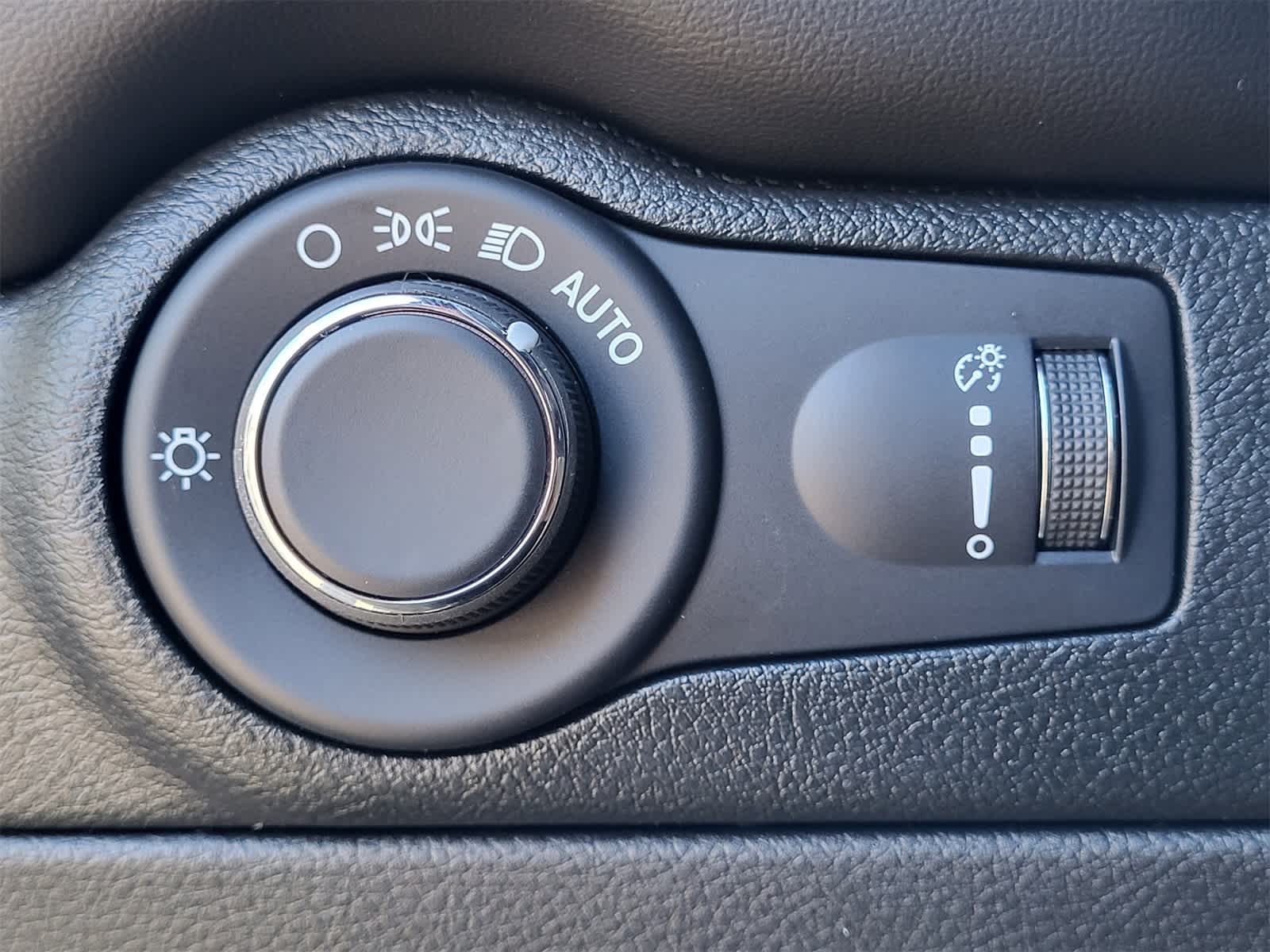 Thumbnail: 2026 Dodge Durango - 15