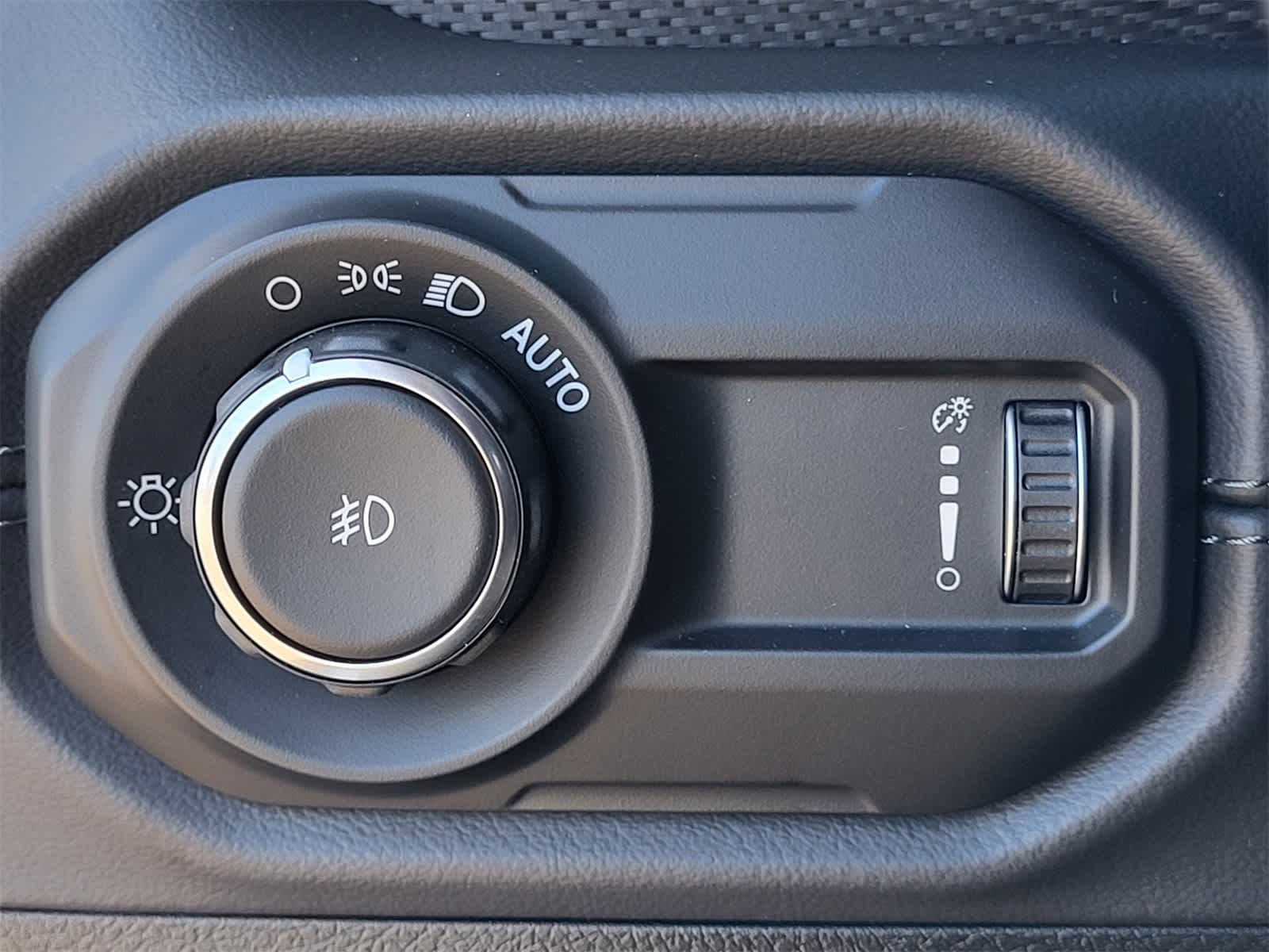 Thumbnail: 2026 Jeep Wrangler - 14