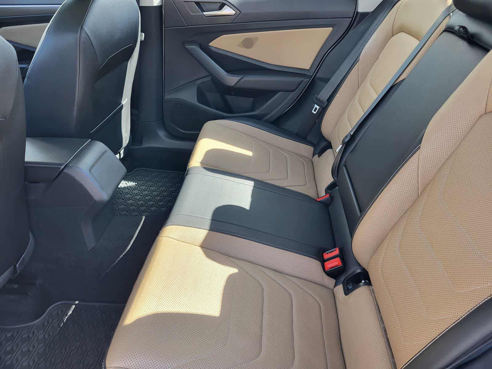 Thumbnail: 2019 Volkswagen Jetta - 28