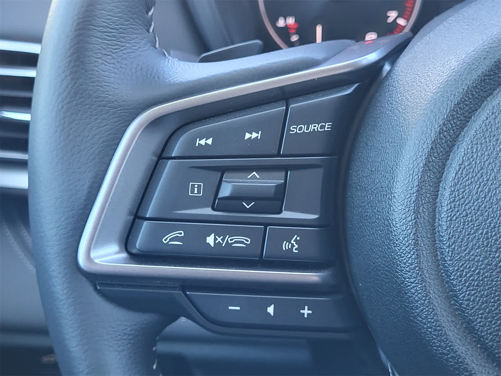 Thumbnail: 2025 Subaru Outback - 18