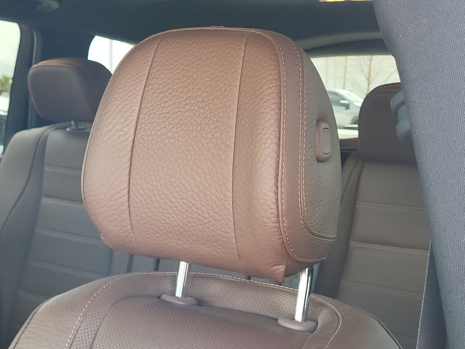 Thumbnail: 2024 Mercedes-Benz GLS - 14