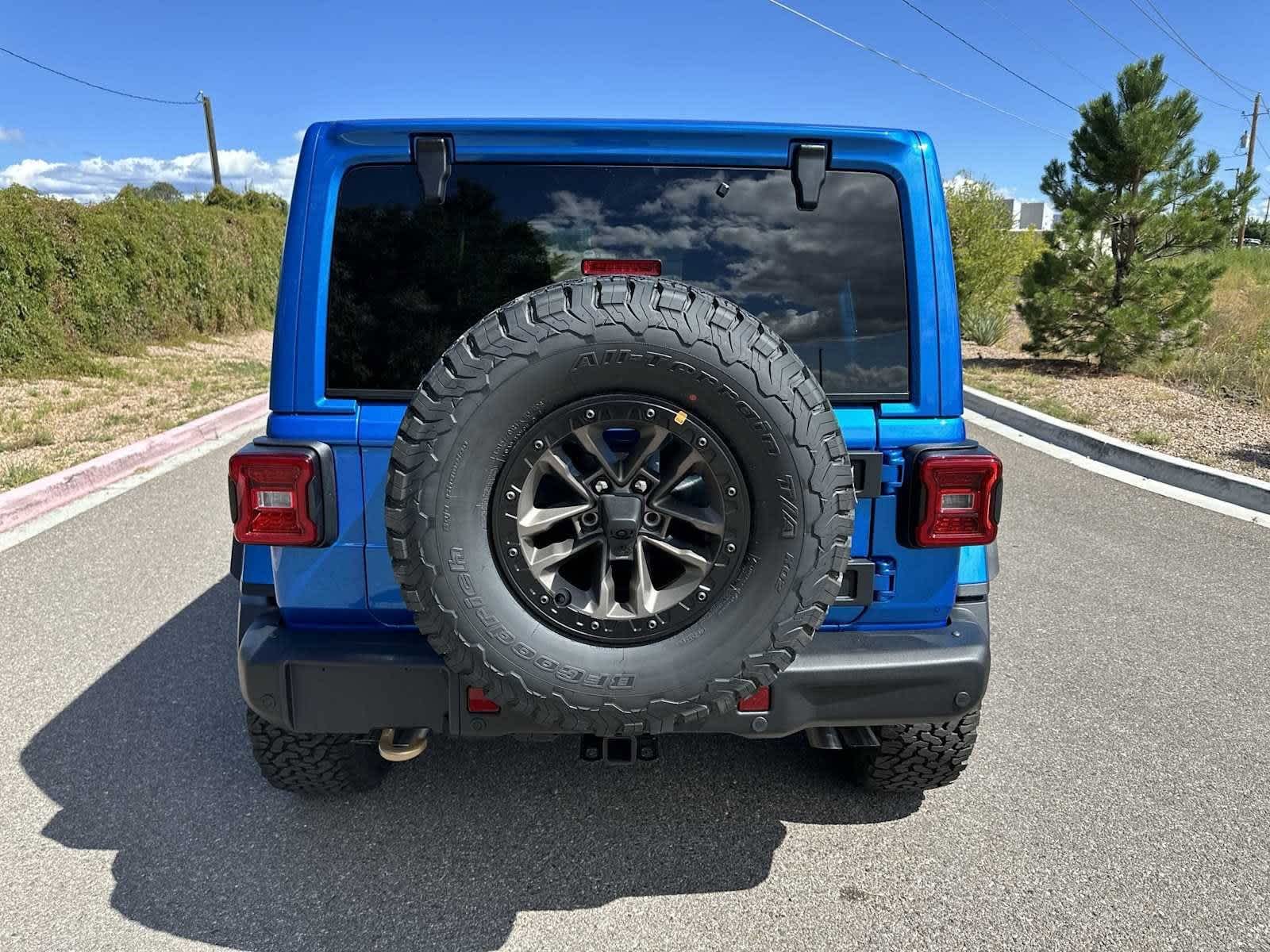 Thumbnail: 2024 Jeep Wrangler - 15