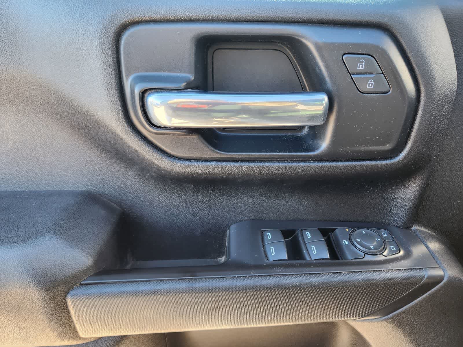 Thumbnail: 2020 Chevrolet Silverado 1500 - 14