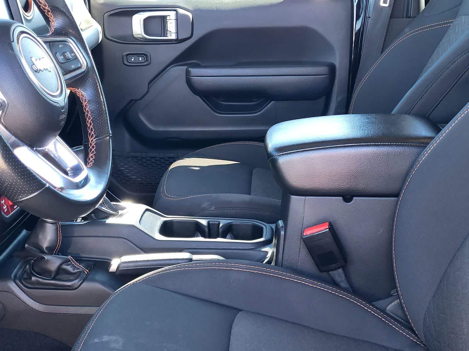 Thumbnail: 2022 Jeep Gladiator - 25