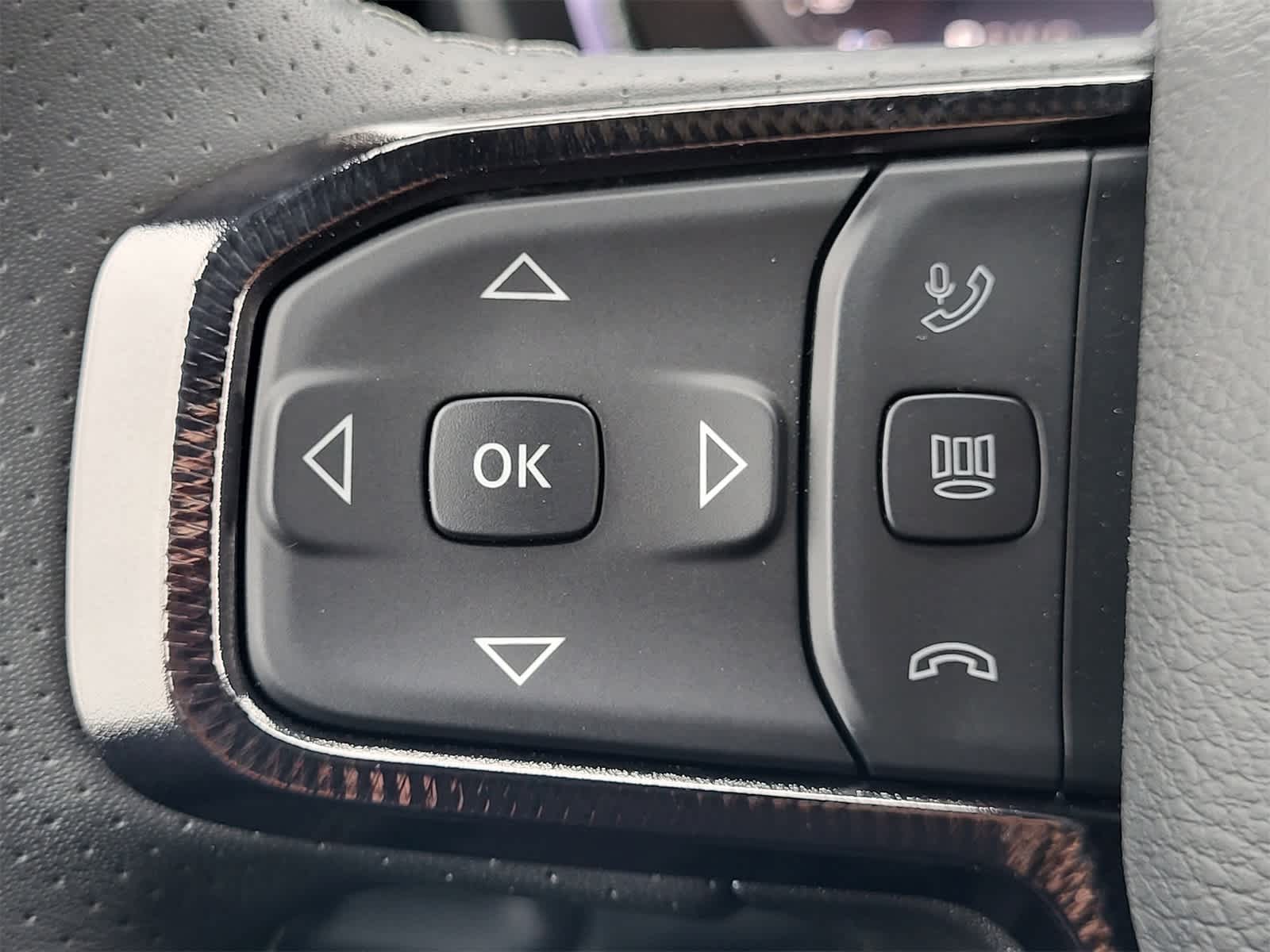 Thumbnail: 2026 RAM 2500 - 15