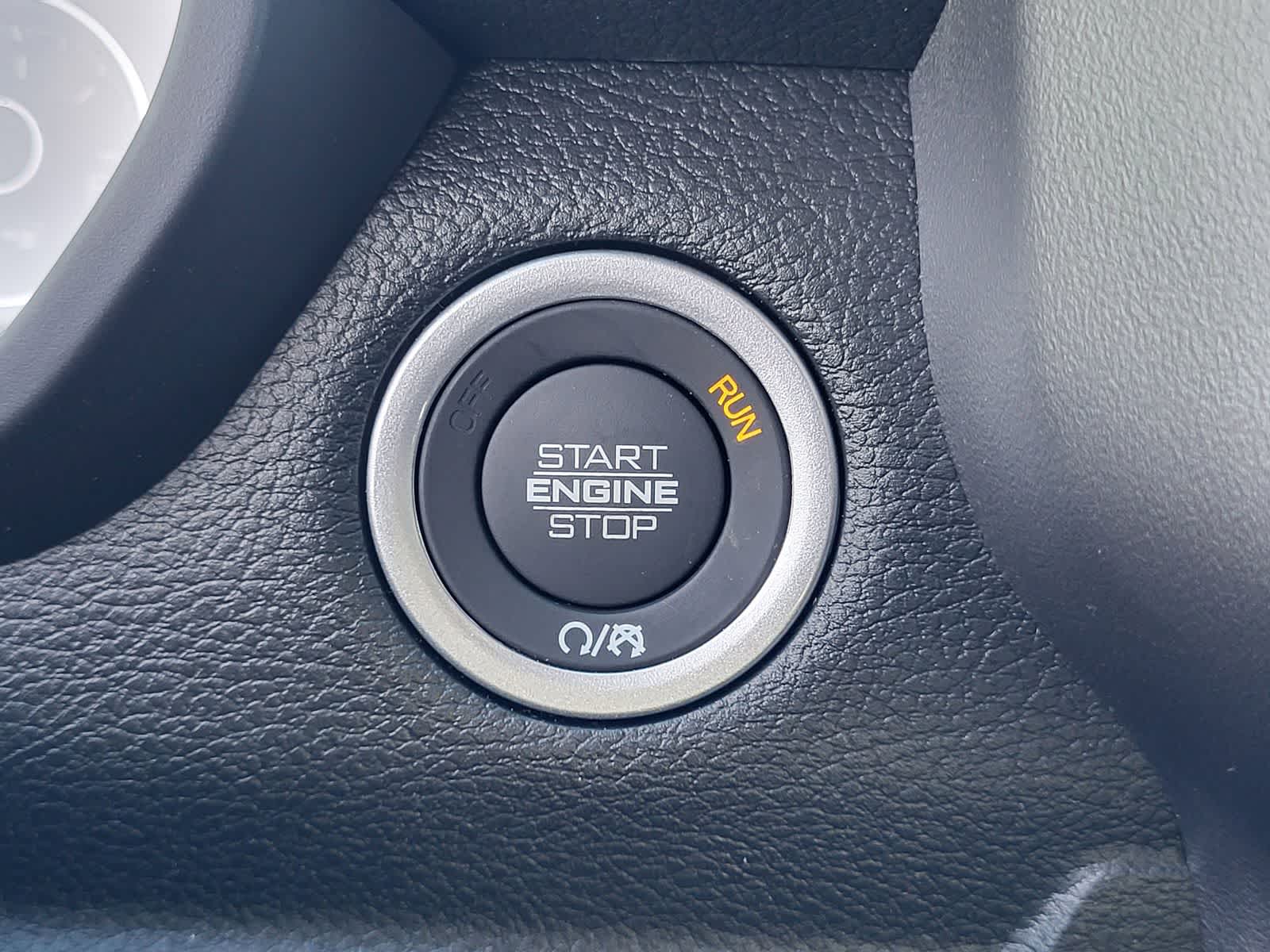 Thumbnail: 2026 RAM 1500 - 15