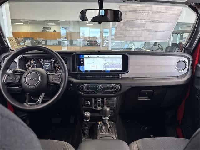 Thumbnail: 2025 Jeep Gladiator - 17