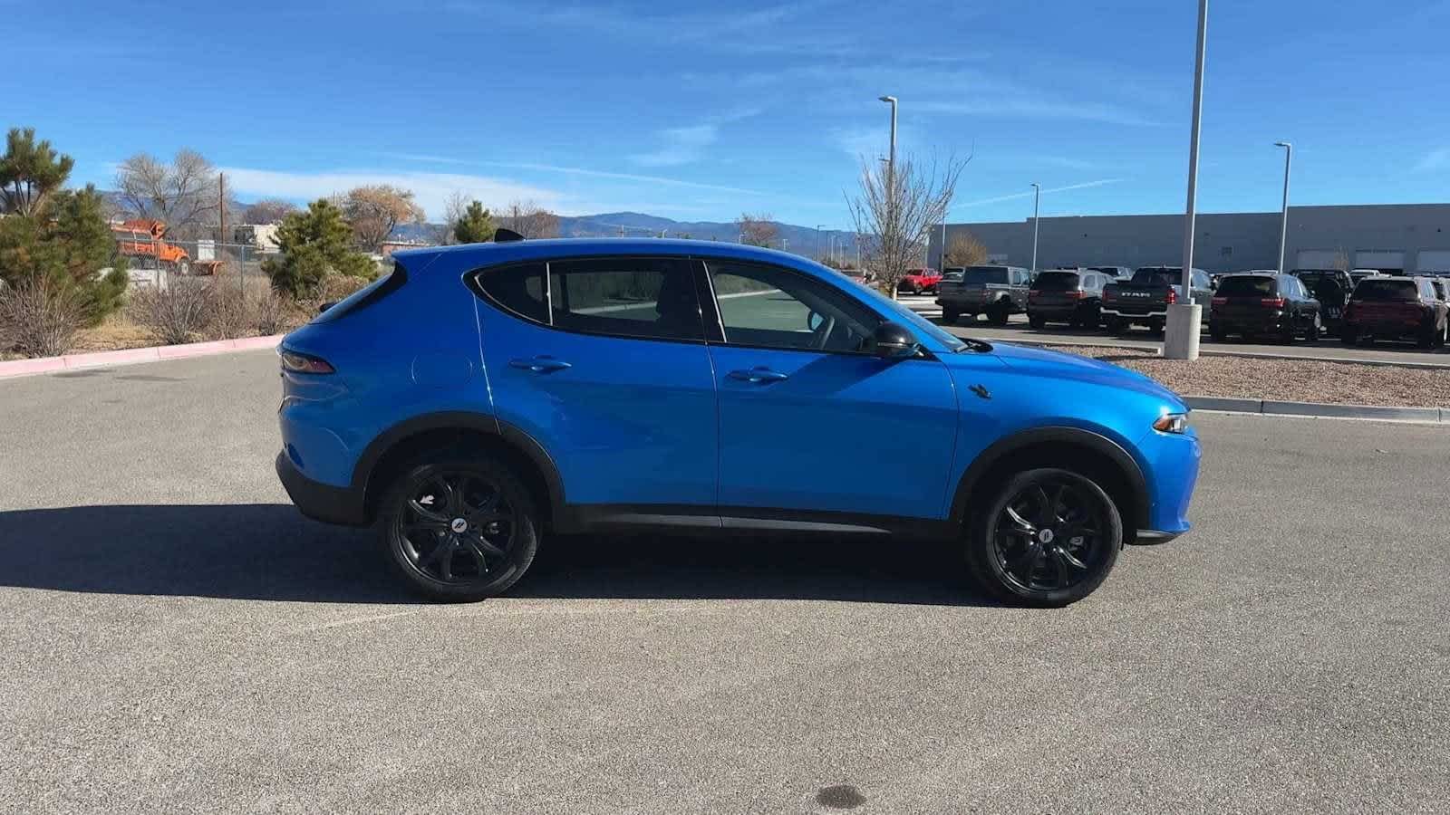 Thumbnail: 2024 Dodge Hornet - 11