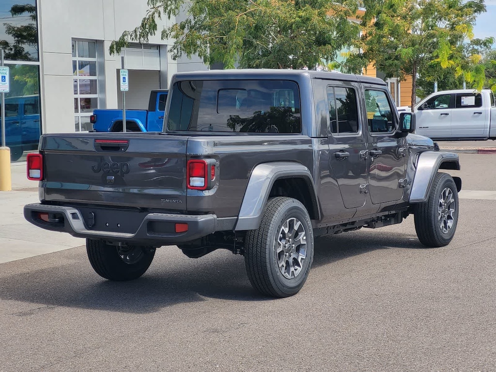 New 2026 Jeep Gladiator Sahara Pickup