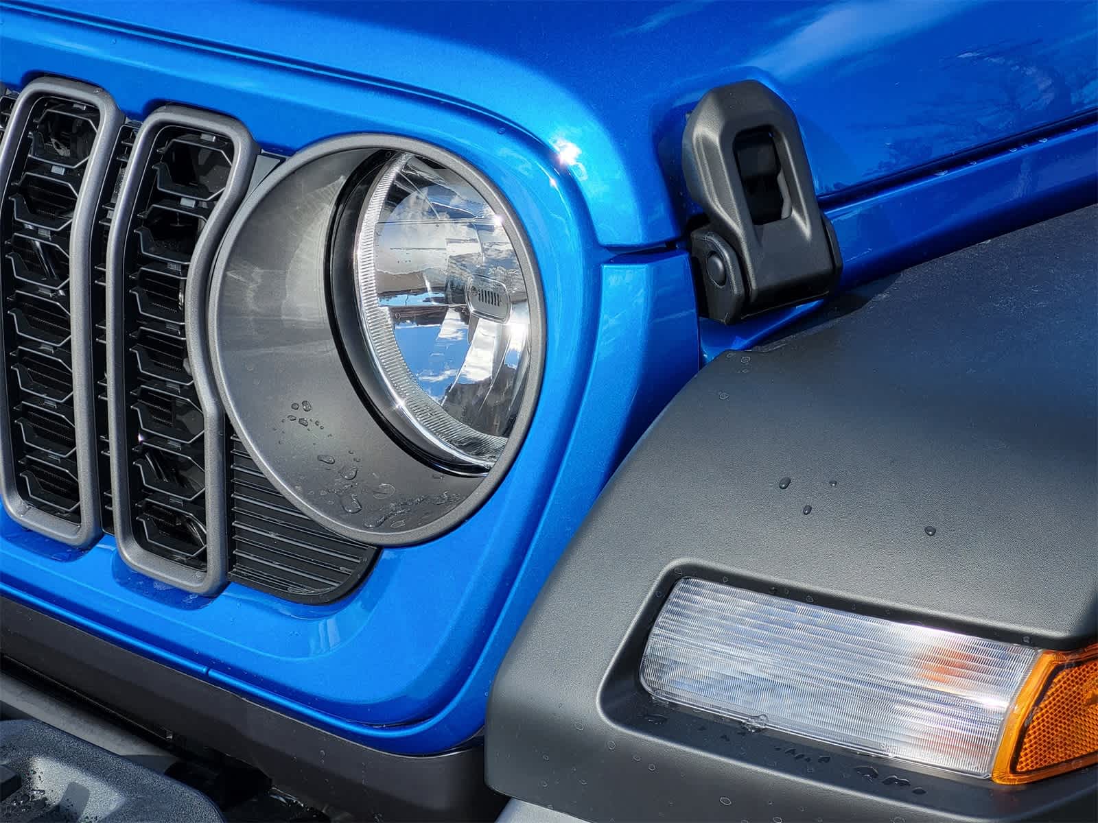 Thumbnail: 2026 Jeep Wrangler - 5