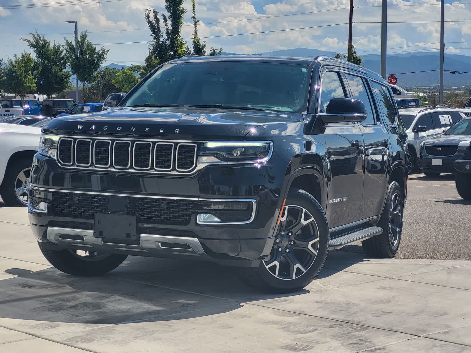 2023 Jeep Wagoneer