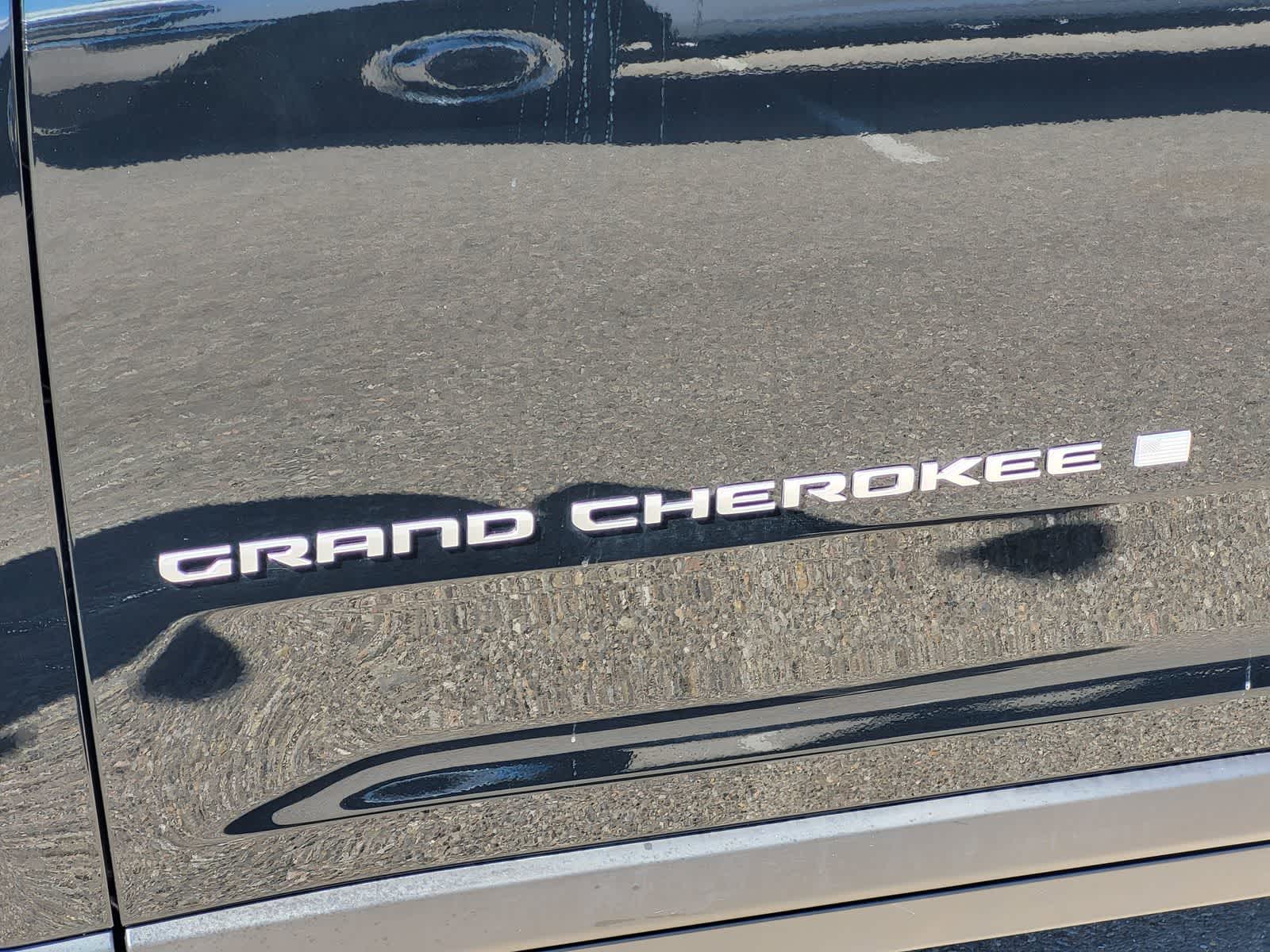 Thumbnail: 2026 Jeep Grand Cherokee - 10