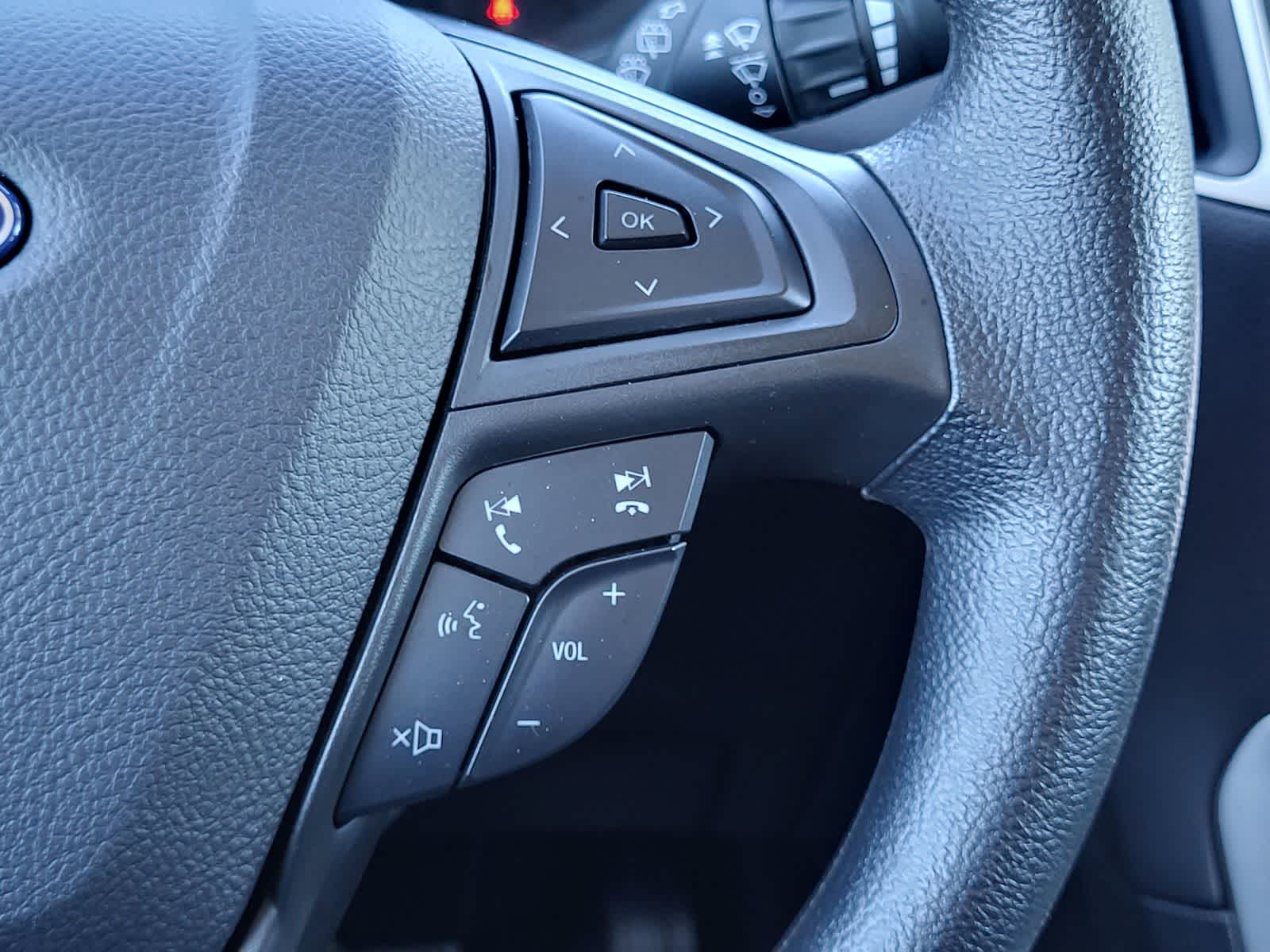 Thumbnail: 2024 Ford Edge - 17