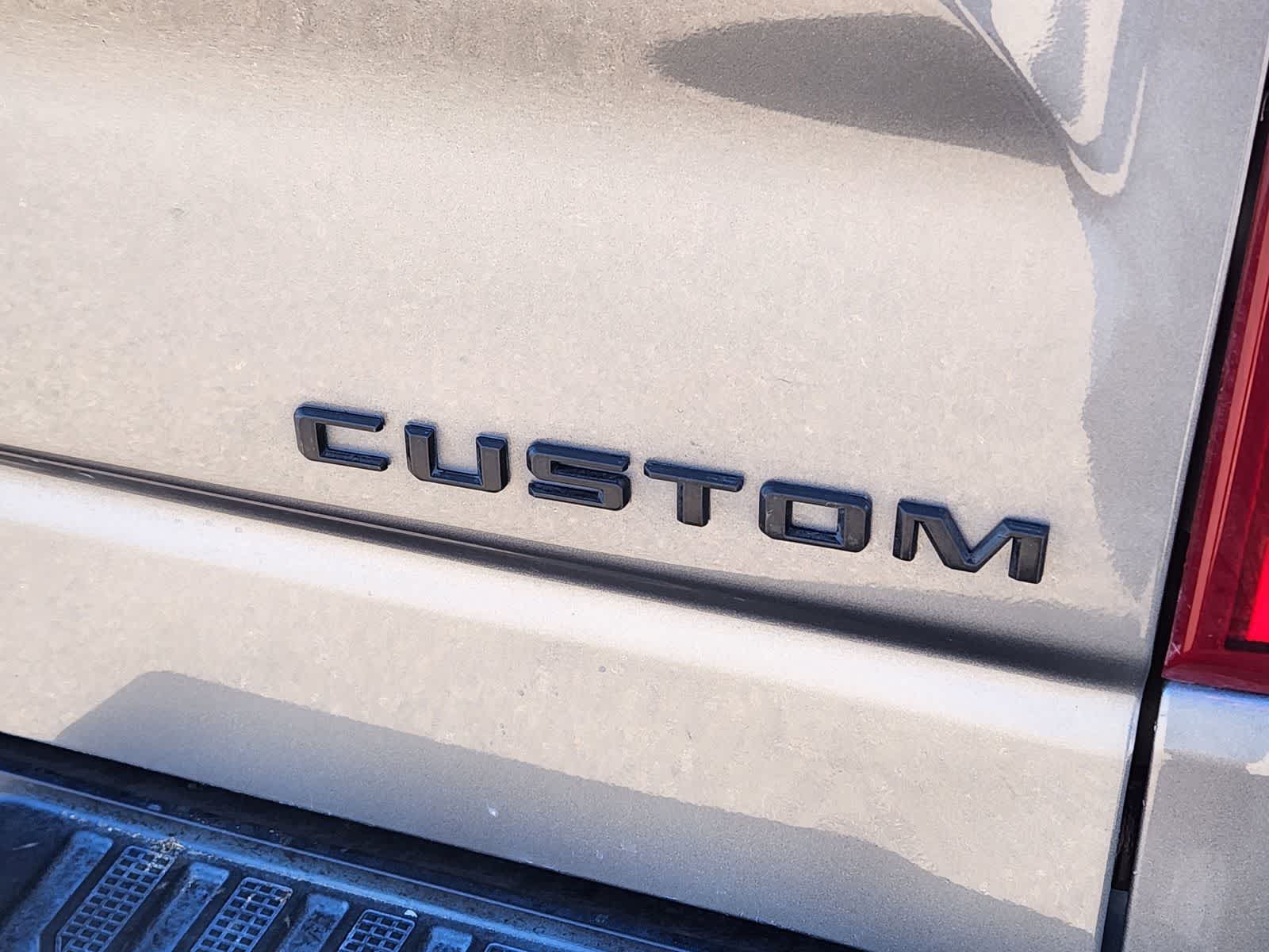 Thumbnail: 2020 Chevrolet Silverado 1500 - 11