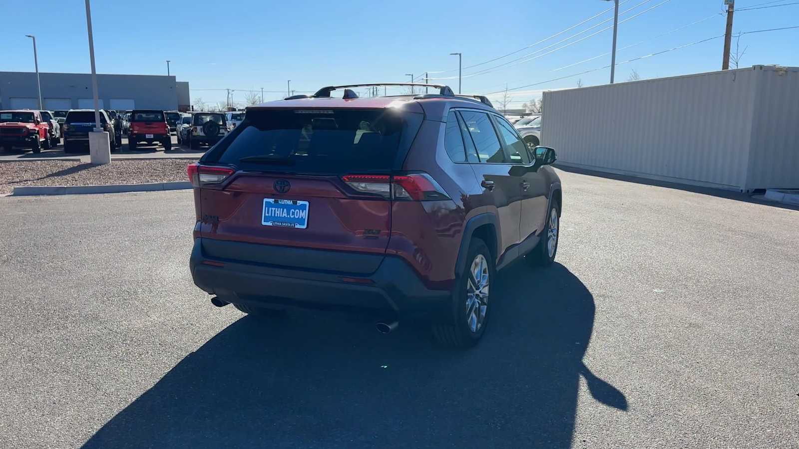 Thumbnail: 2020 Toyota RAV4 - 7