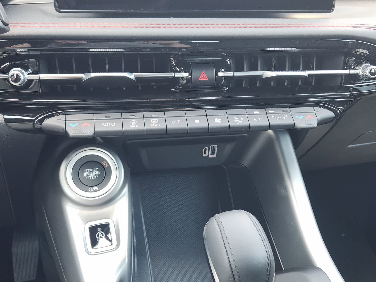 2025 Dodge Hornet GT - Photo 16
