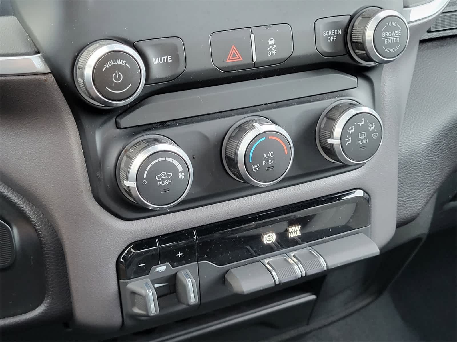 Thumbnail: 2023 RAM 2500 - 18