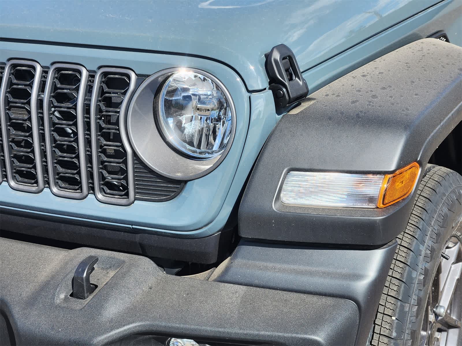 Thumbnail: 2025 Jeep Wrangler - 8