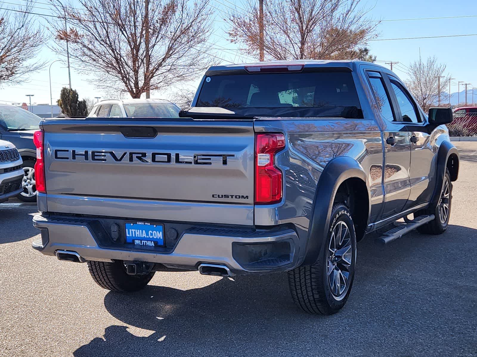 Thumbnail: 2020 Chevrolet Silverado 1500 - 12