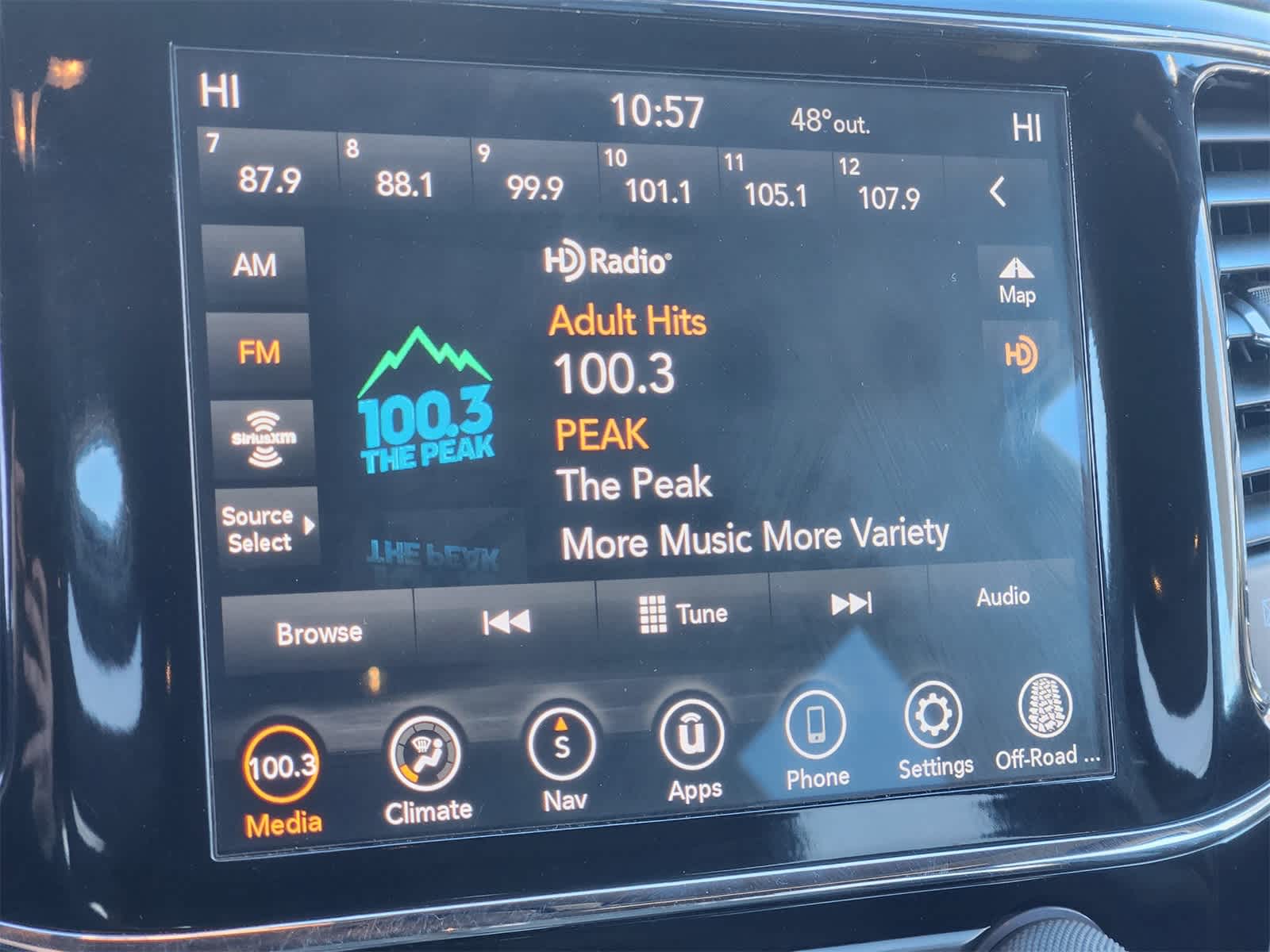 Thumbnail: 2020 Jeep Grand Cherokee - 13