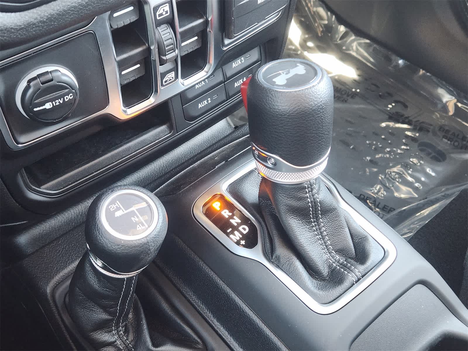 Thumbnail: 2025 Jeep Wrangler - 17