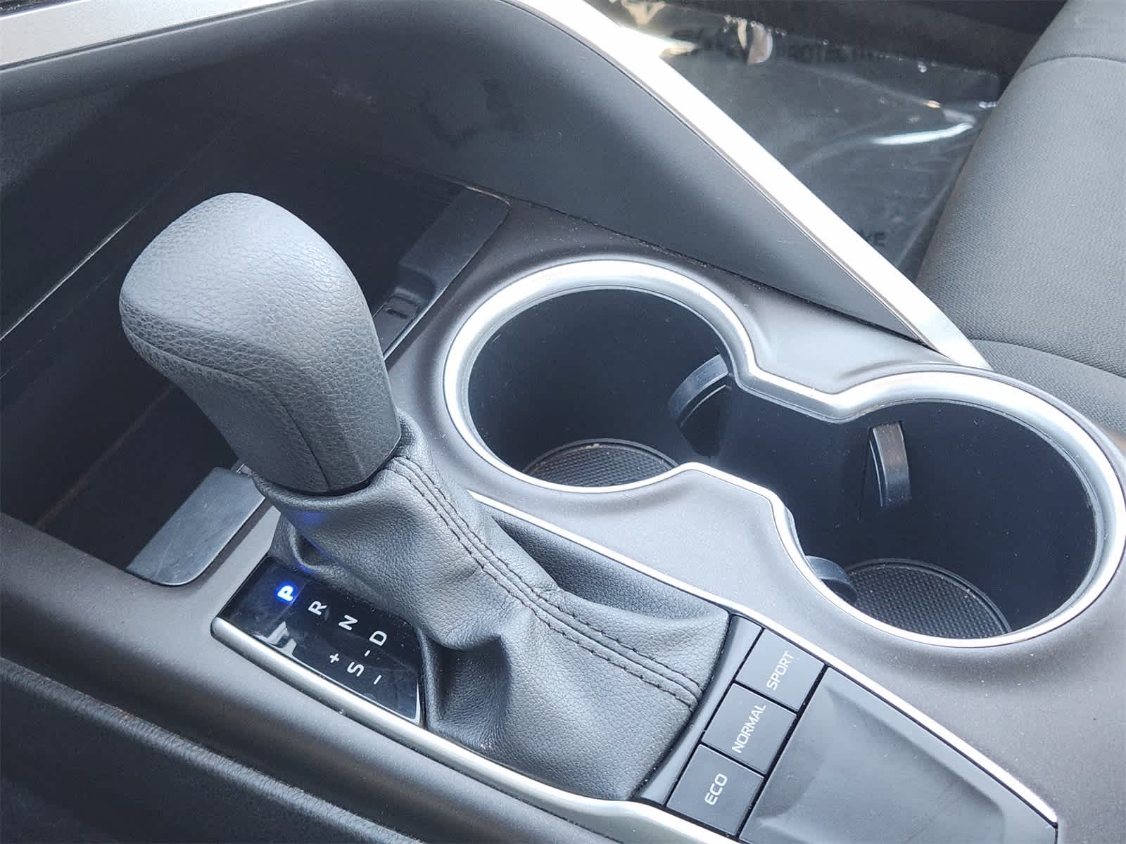 Thumbnail: 2024 Toyota Camry - 16