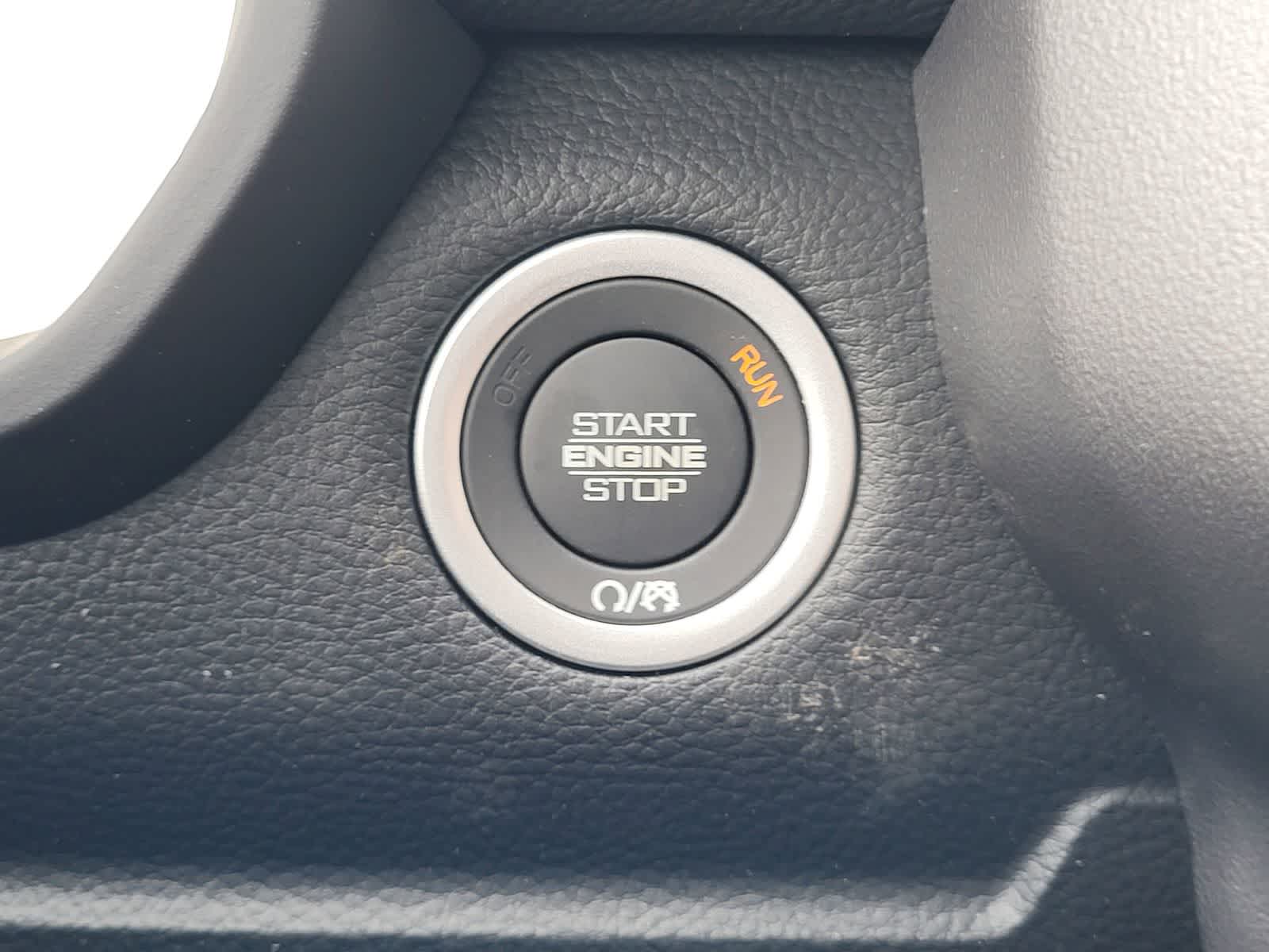 Thumbnail: 2026 RAM 1500 - 15