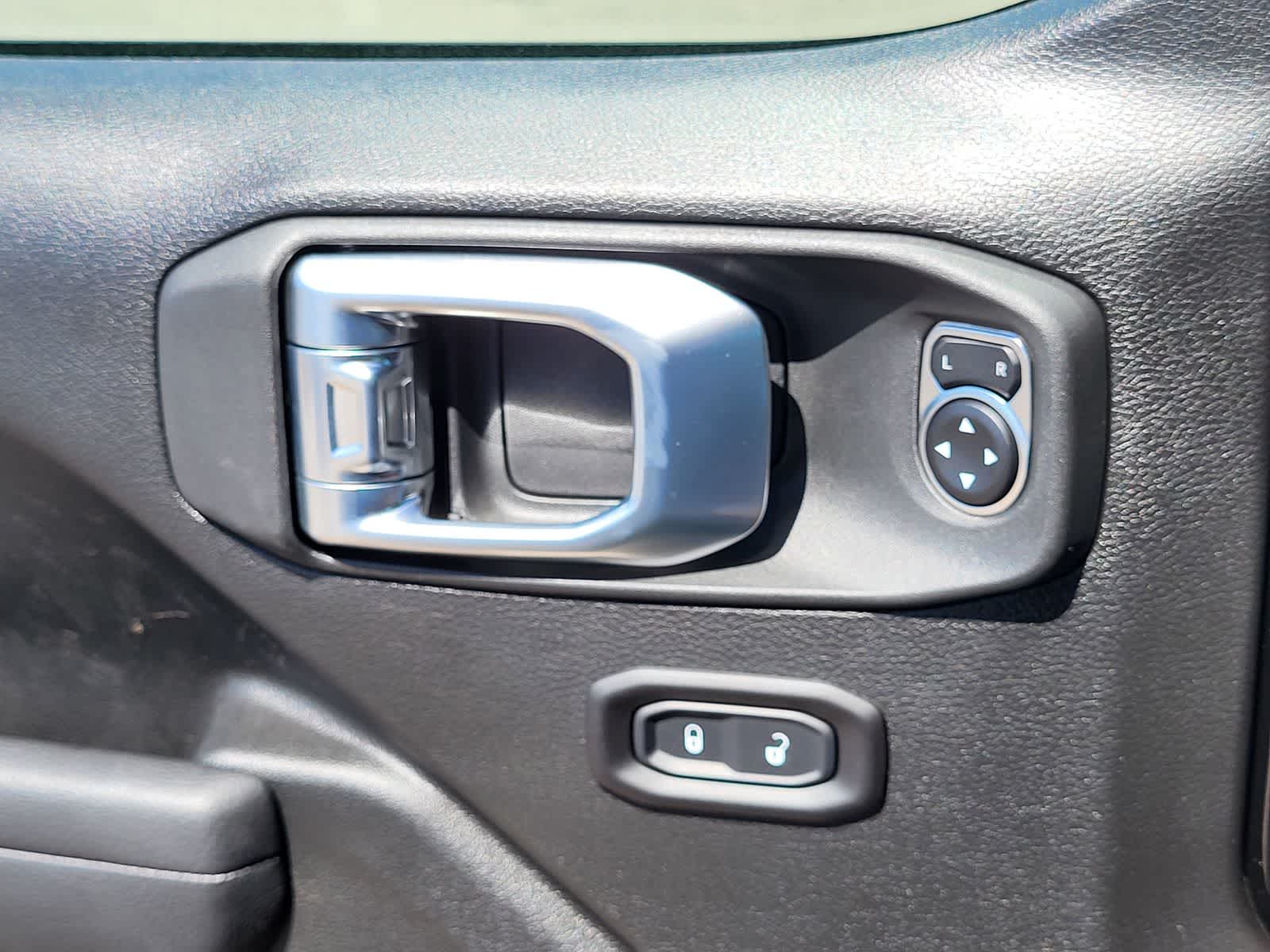Thumbnail: 2026 Jeep Wrangler - 12