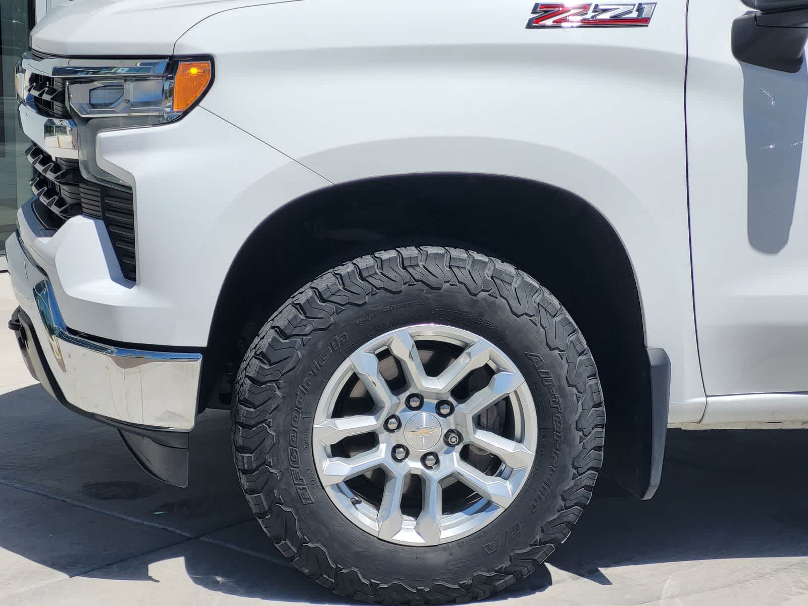 Thumbnail: 2022 Chevrolet Silverado 1500 - 8