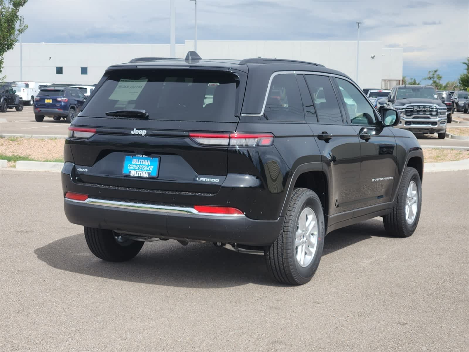Thumbnail: 2025 Jeep Grand Cherokee - 5