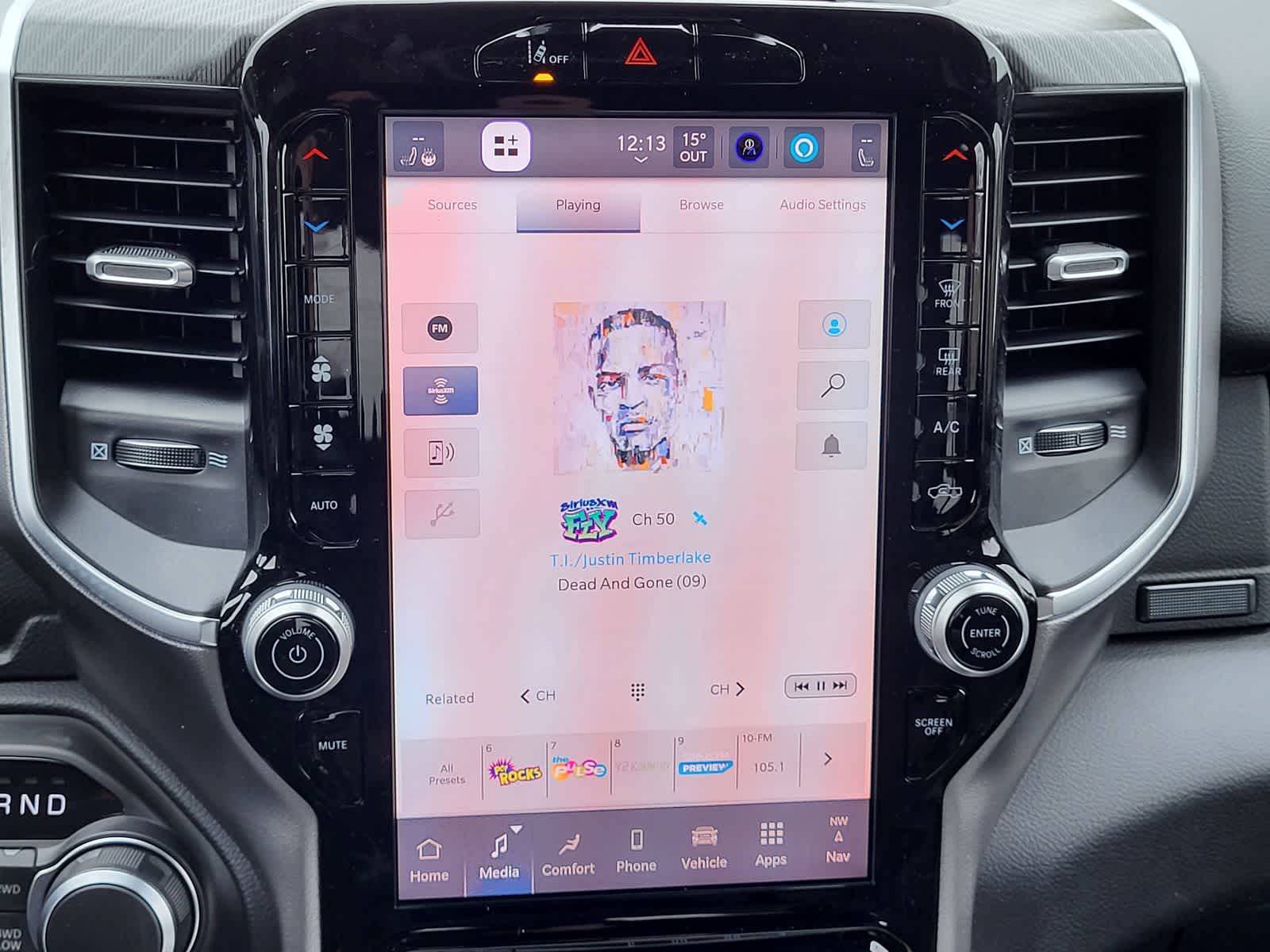 Thumbnail: 2026 RAM 1500 - 17