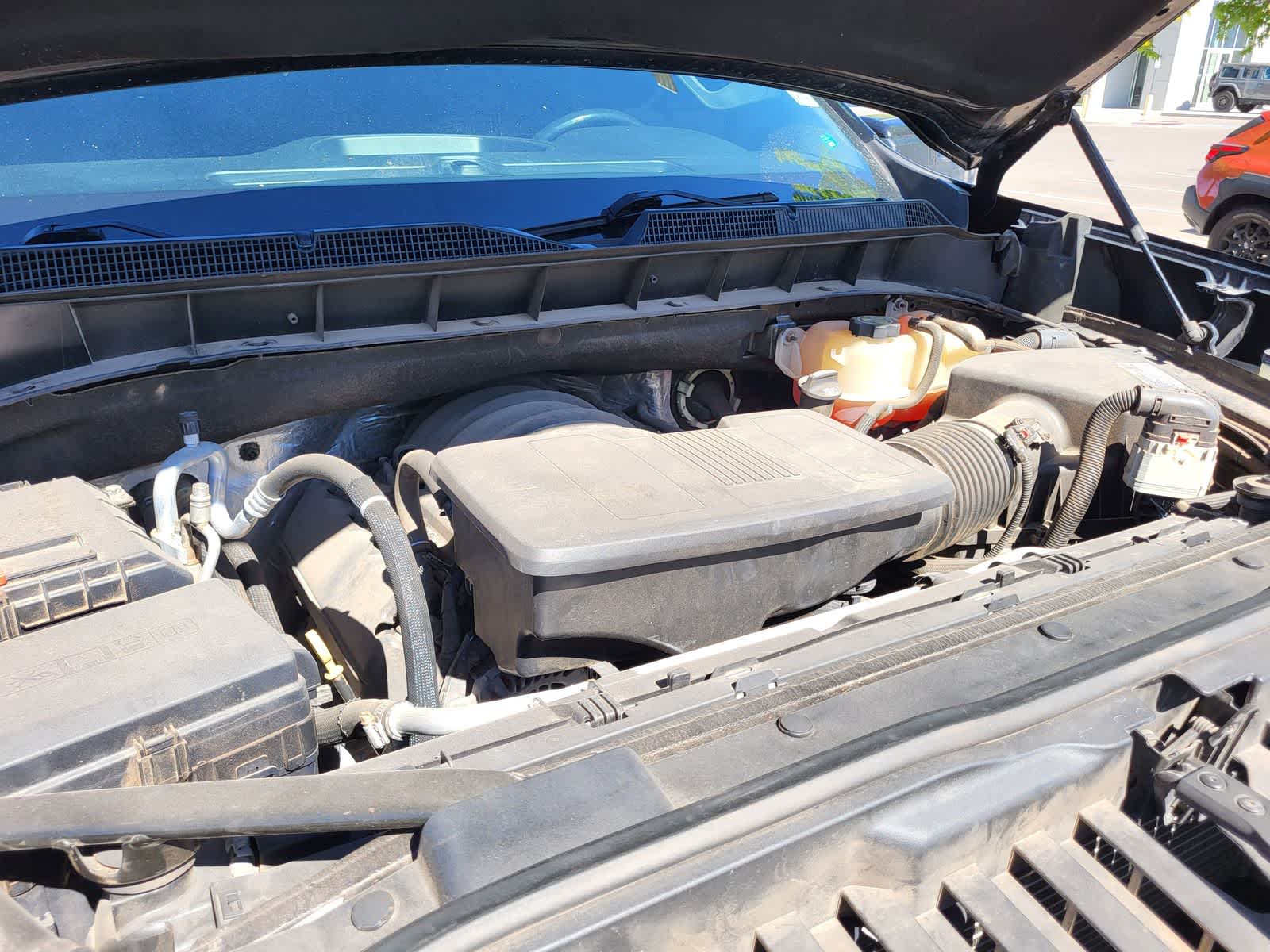 Thumbnail: 2019 Chevrolet Silverado 1500 - 29