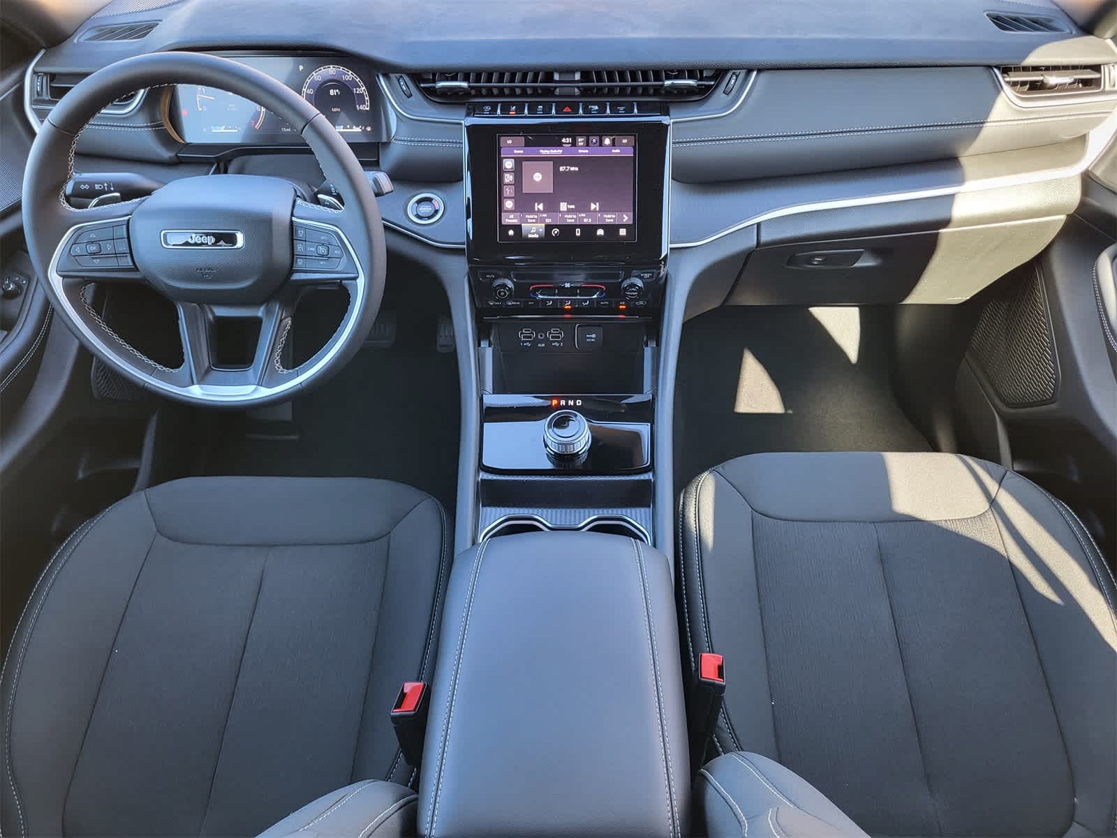 Thumbnail: 2025 Jeep Grand Cherokee L - 19