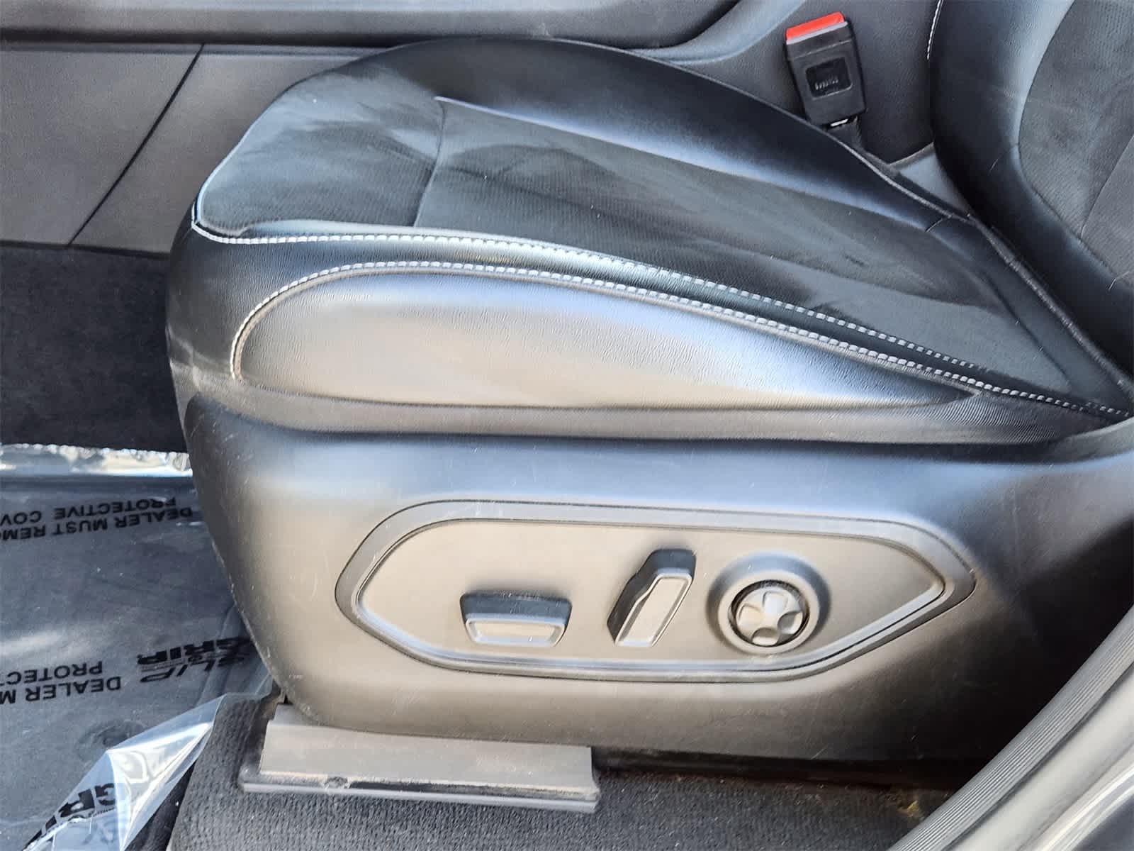 Thumbnail: 2023 Jeep Grand Cherokee - 24