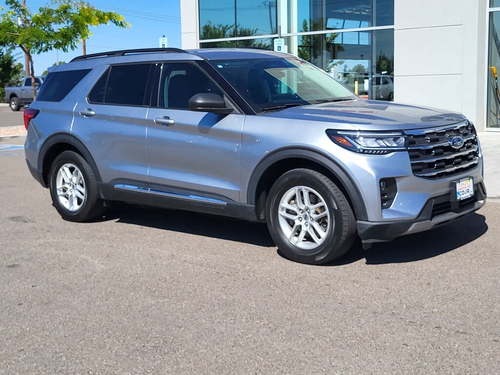 Used 2025 Ford Explorer Active SUV