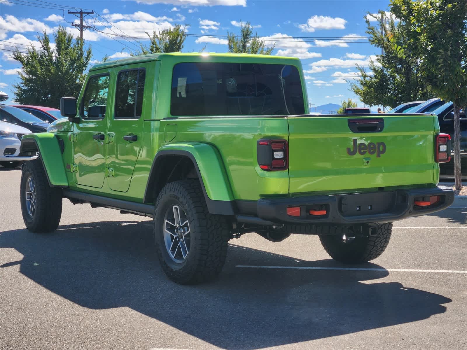 Thumbnail: 2025 Jeep Gladiator - 7