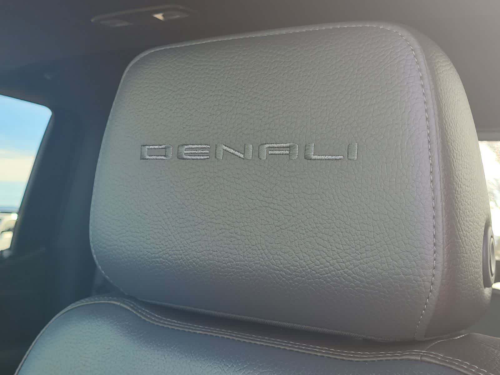 Thumbnail: 2021 GMC Sierra 1500 - 14