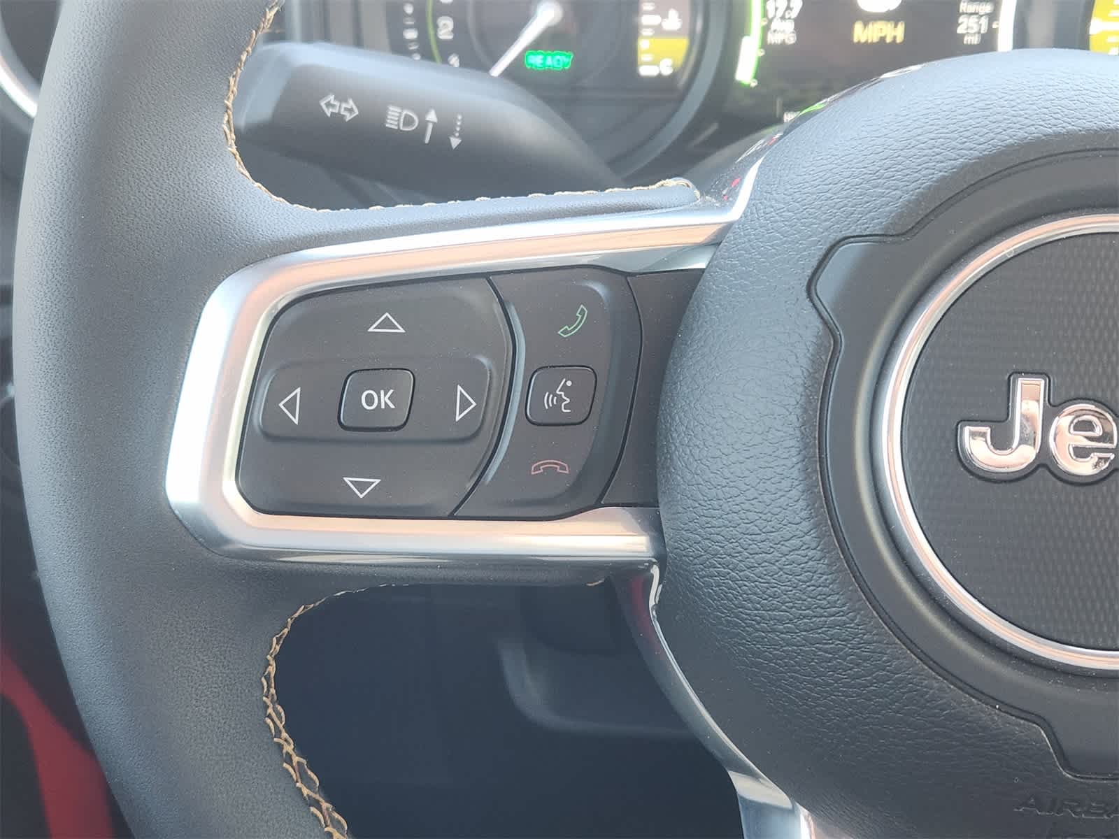 Thumbnail: 2024 Jeep Wrangler - 22