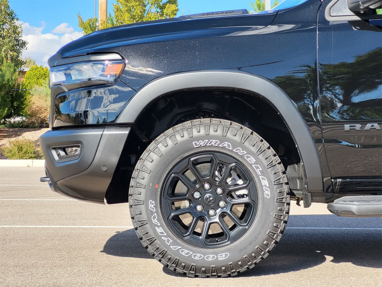 Thumbnail: 2026 RAM 1500 - 6