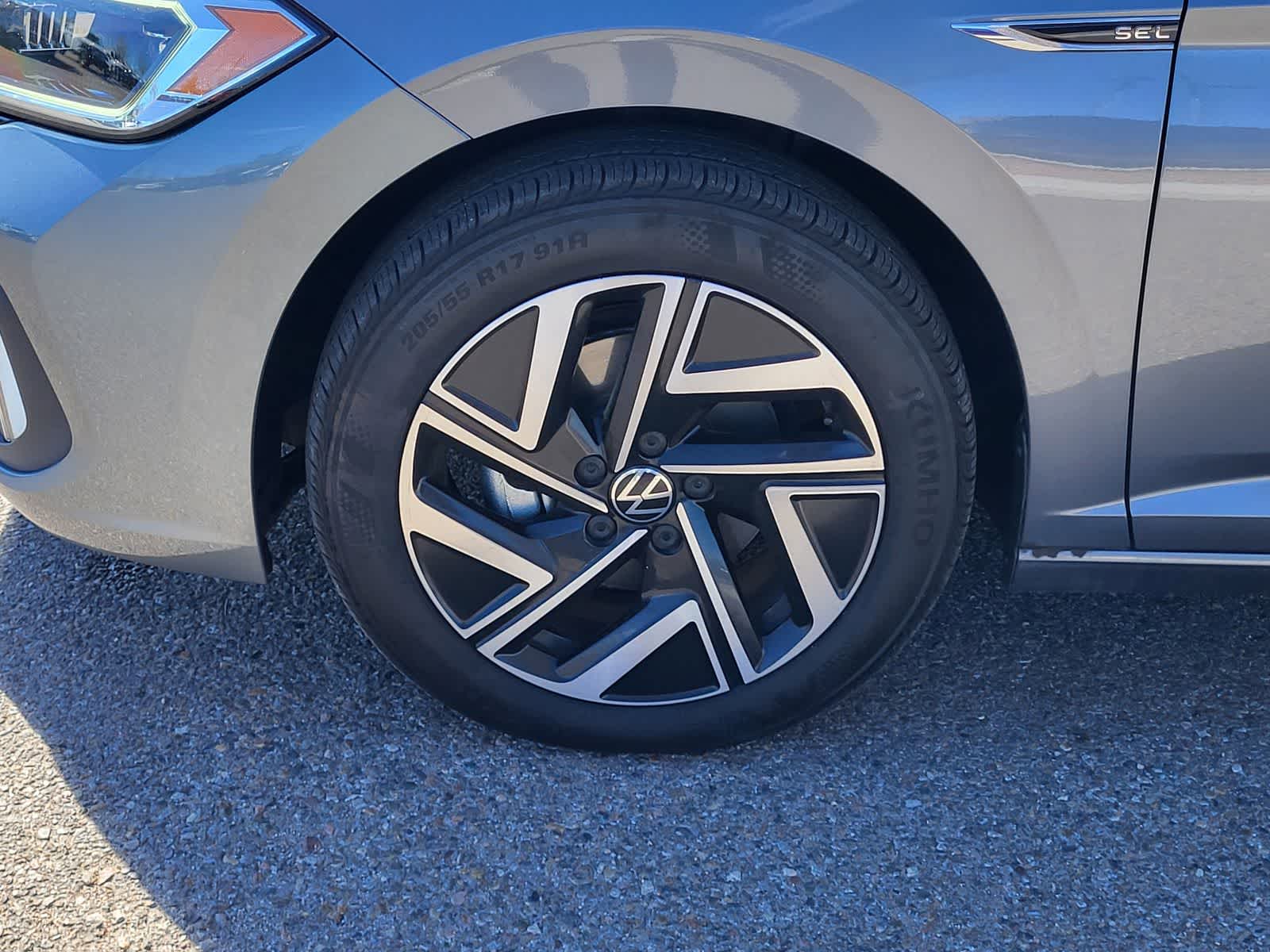 Thumbnail: 2024 Volkswagen Jetta - 9