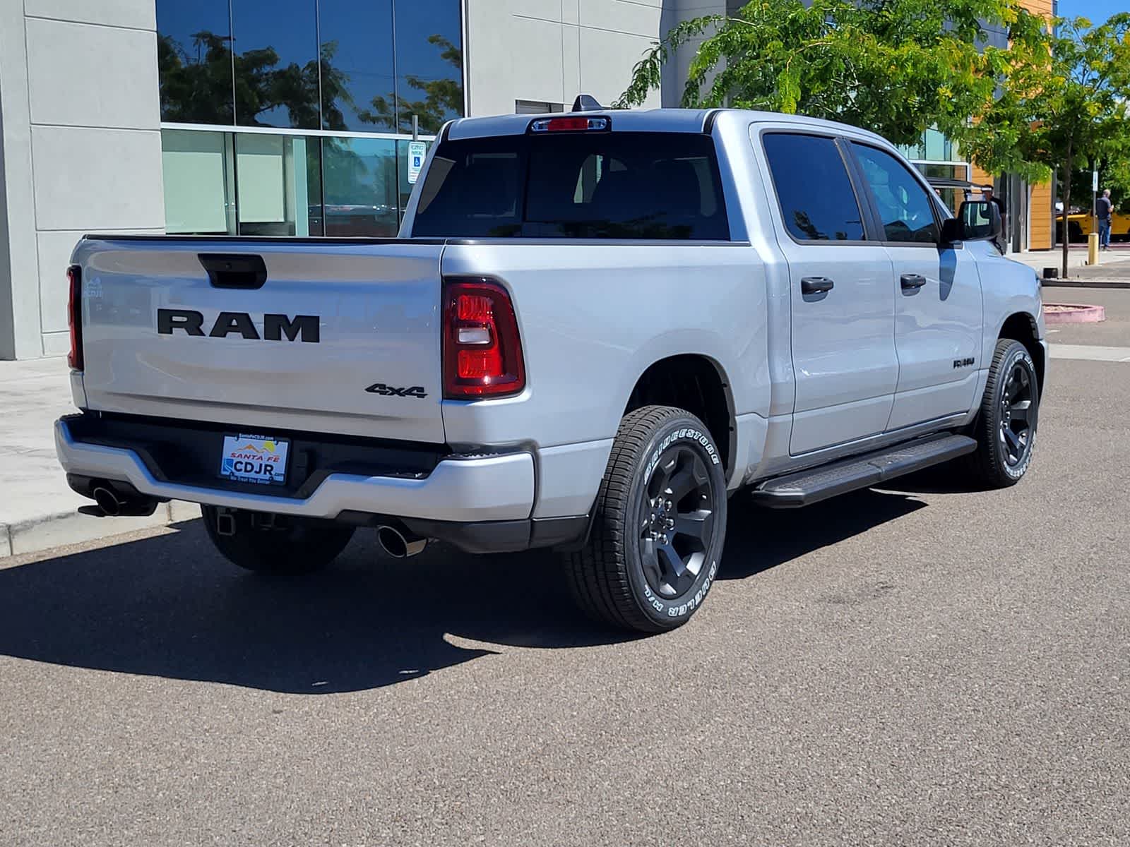 Thumbnail: 2026 RAM 1500 - 4