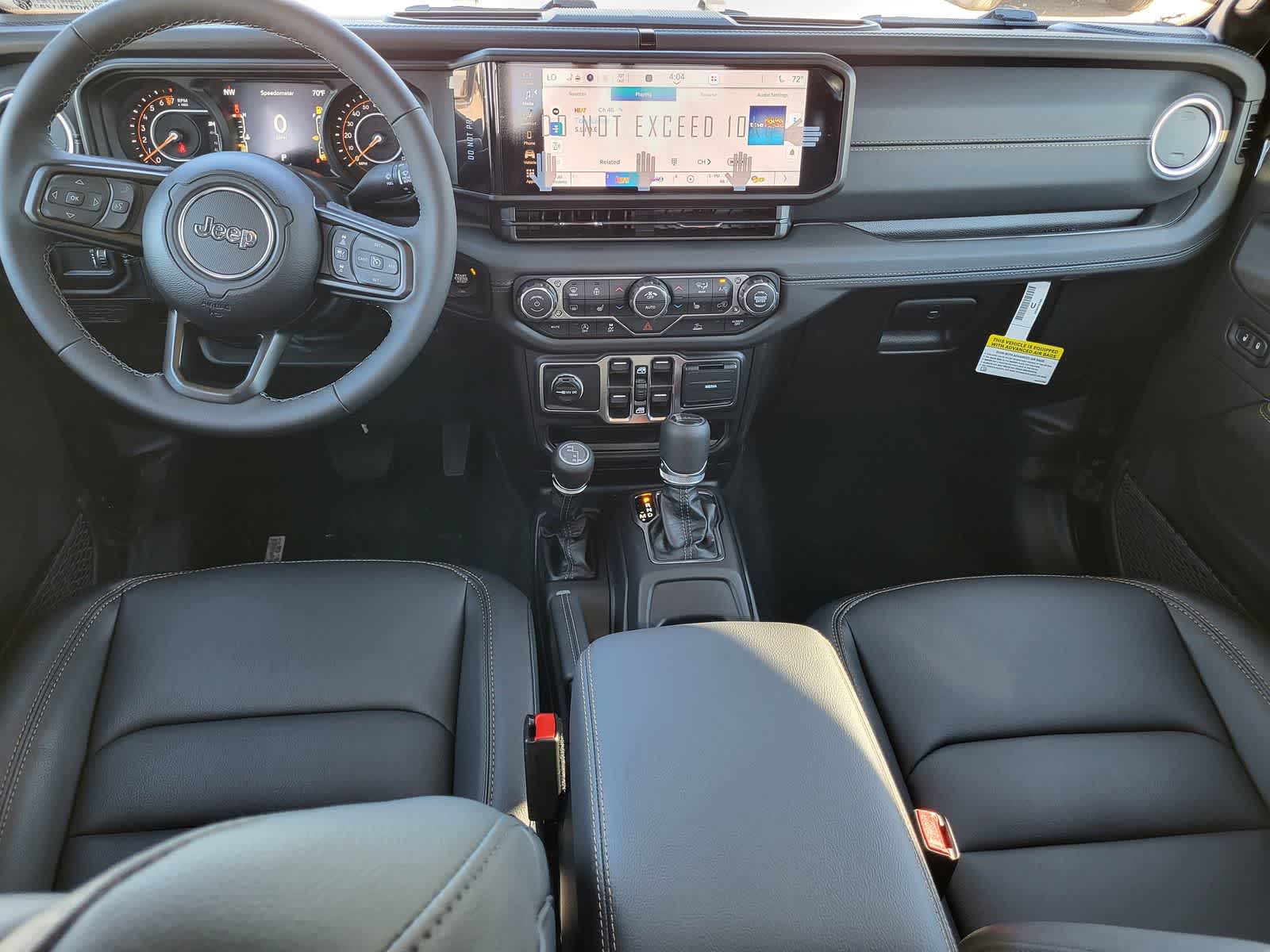 Thumbnail: 2026 Jeep Gladiator - 22