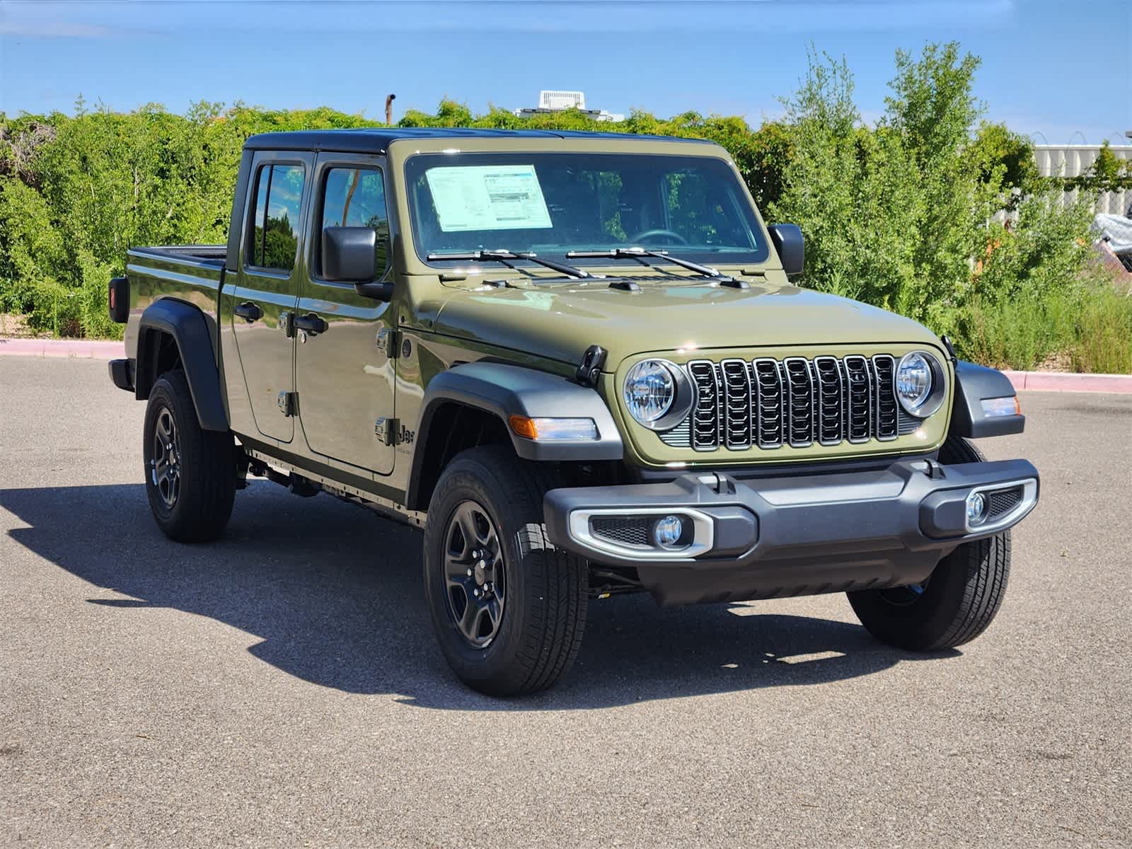 Thumbnail: 2025 Jeep Gladiator - 3