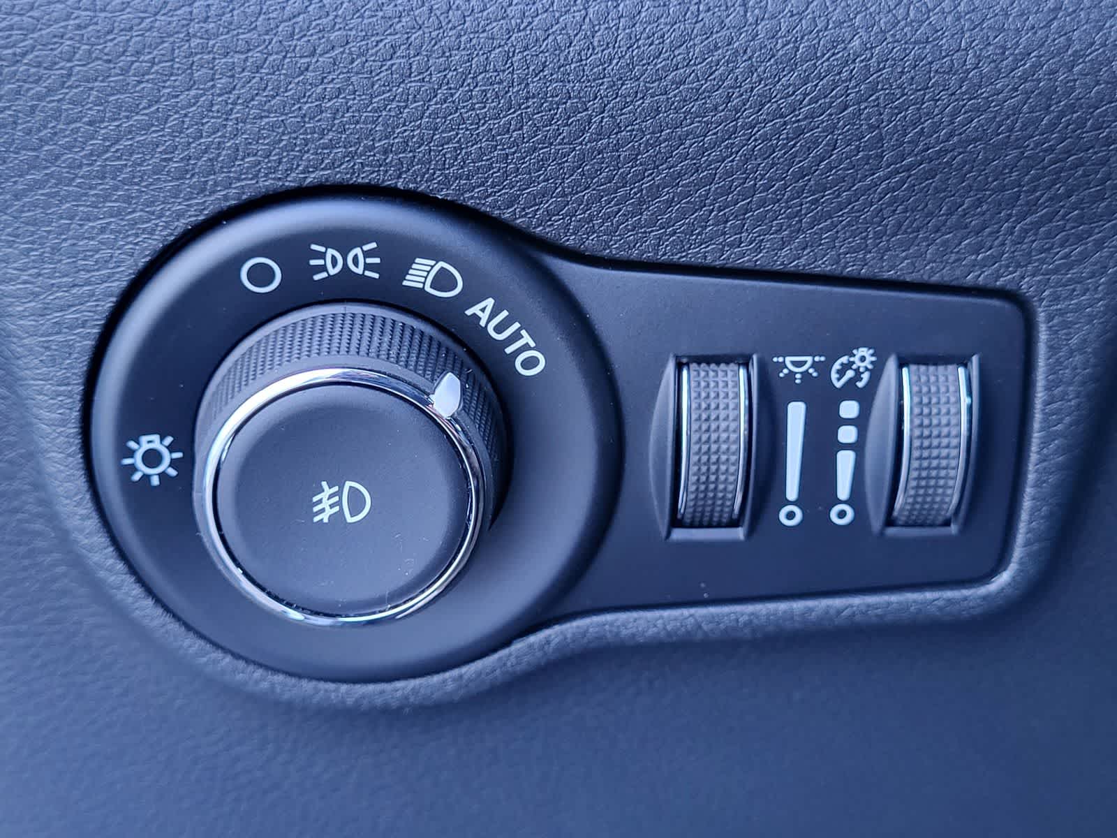 Thumbnail: 2026 Jeep Compass - 15