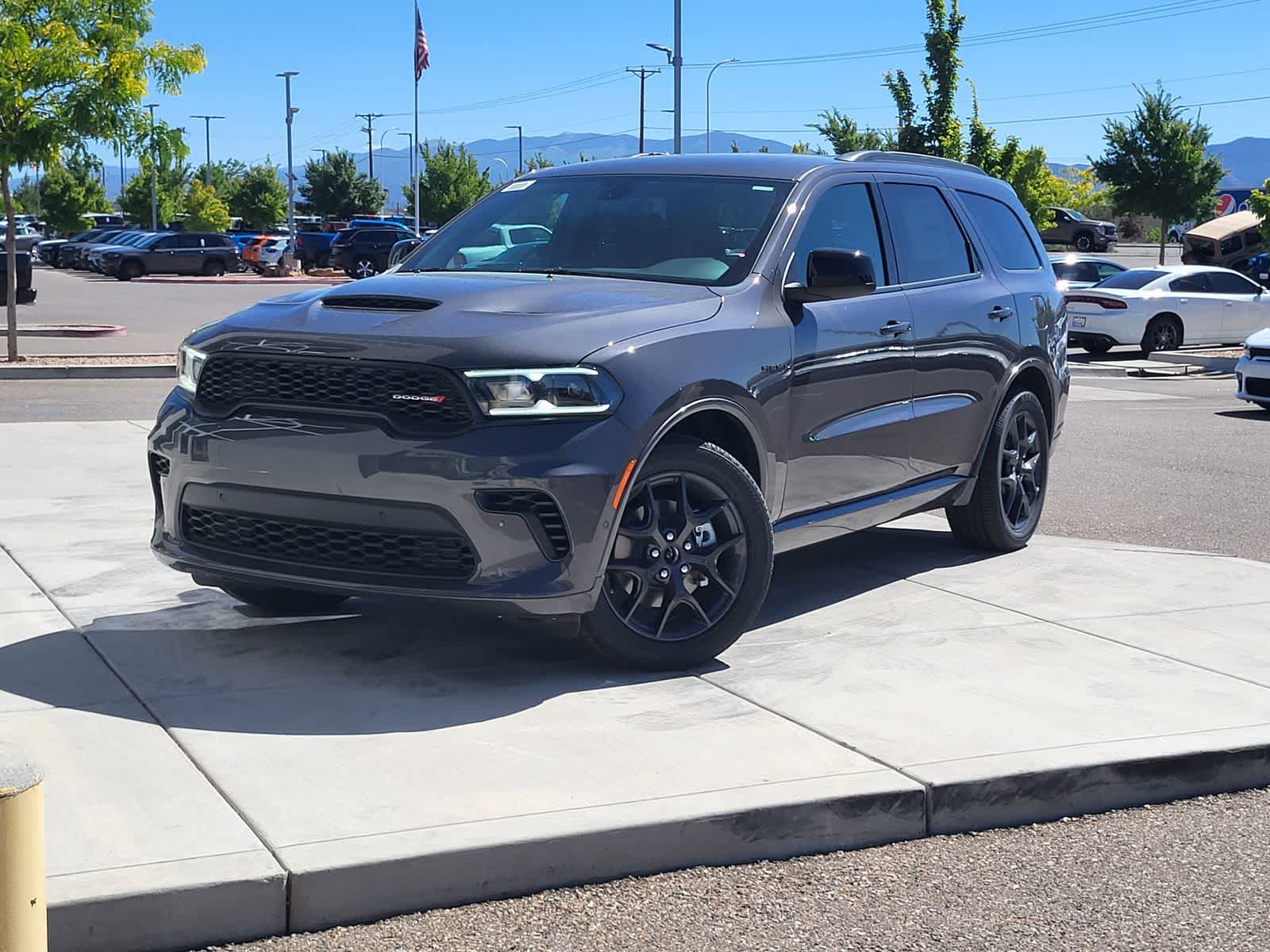 2026 Dodge Durango GT HEMI V8 AWD's photo