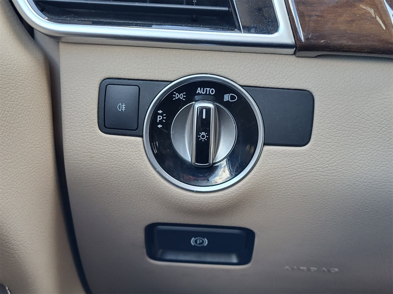 Thumbnail: 2017 Mercedes-Benz GLS - 18