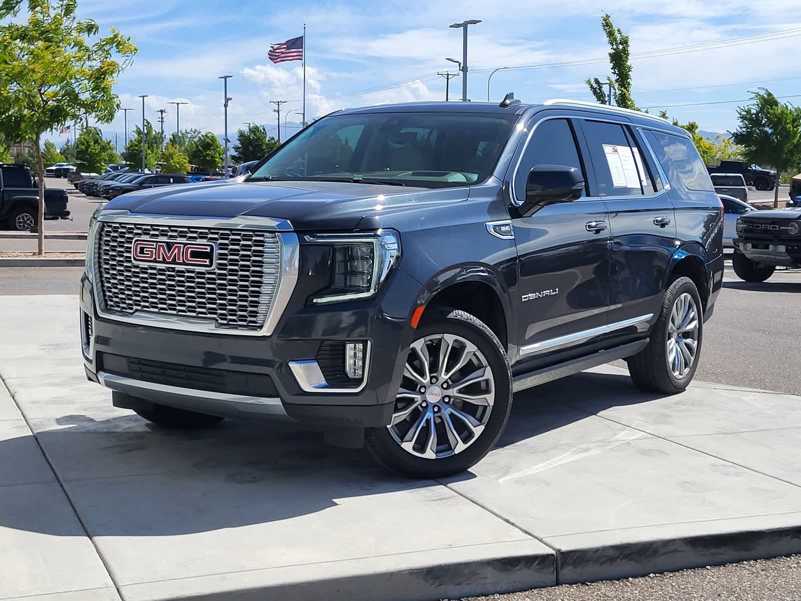 2022 GMC Yukon 4WD Denali's photo