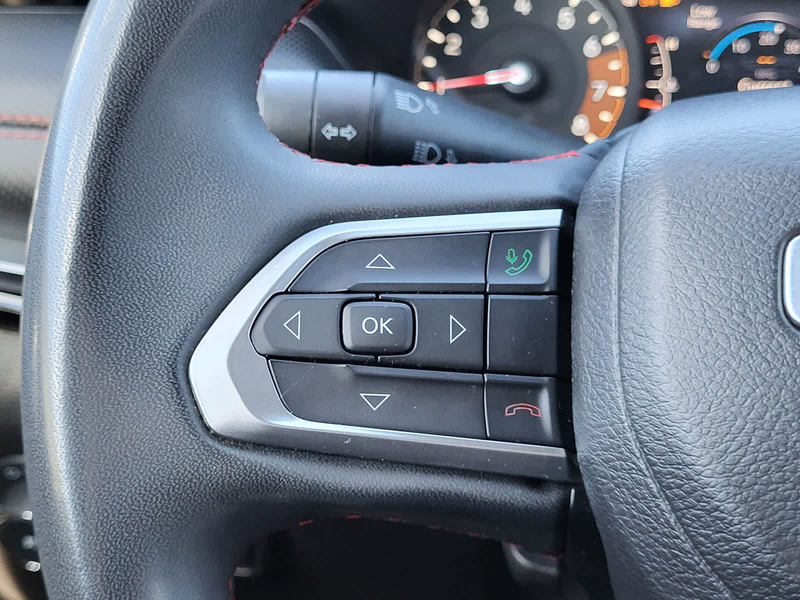 Thumbnail: 2023 Jeep Compass - 17