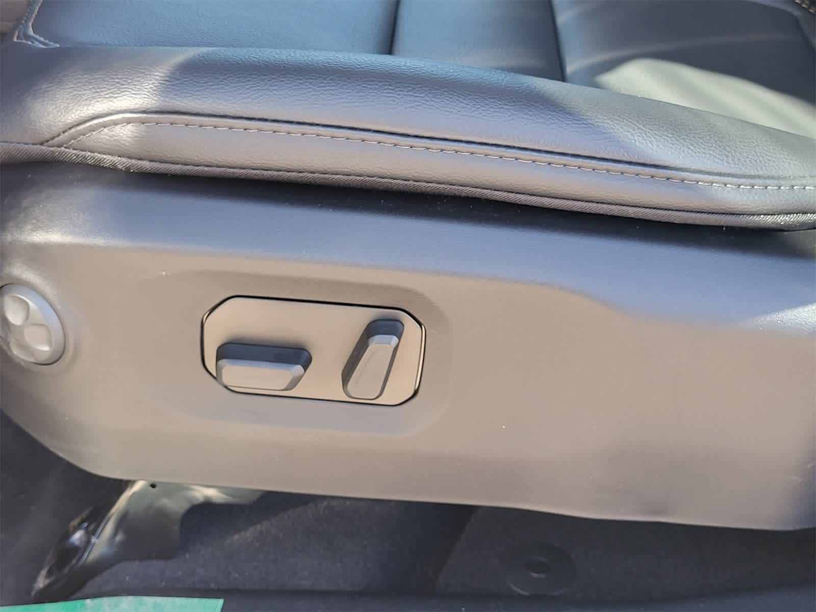 Thumbnail: 2026 Jeep Gladiator - 11