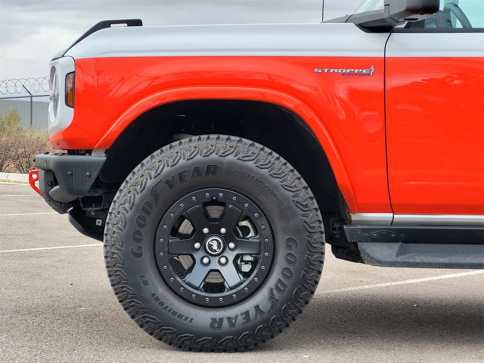 Thumbnail: 2025 Ford Bronco - 9